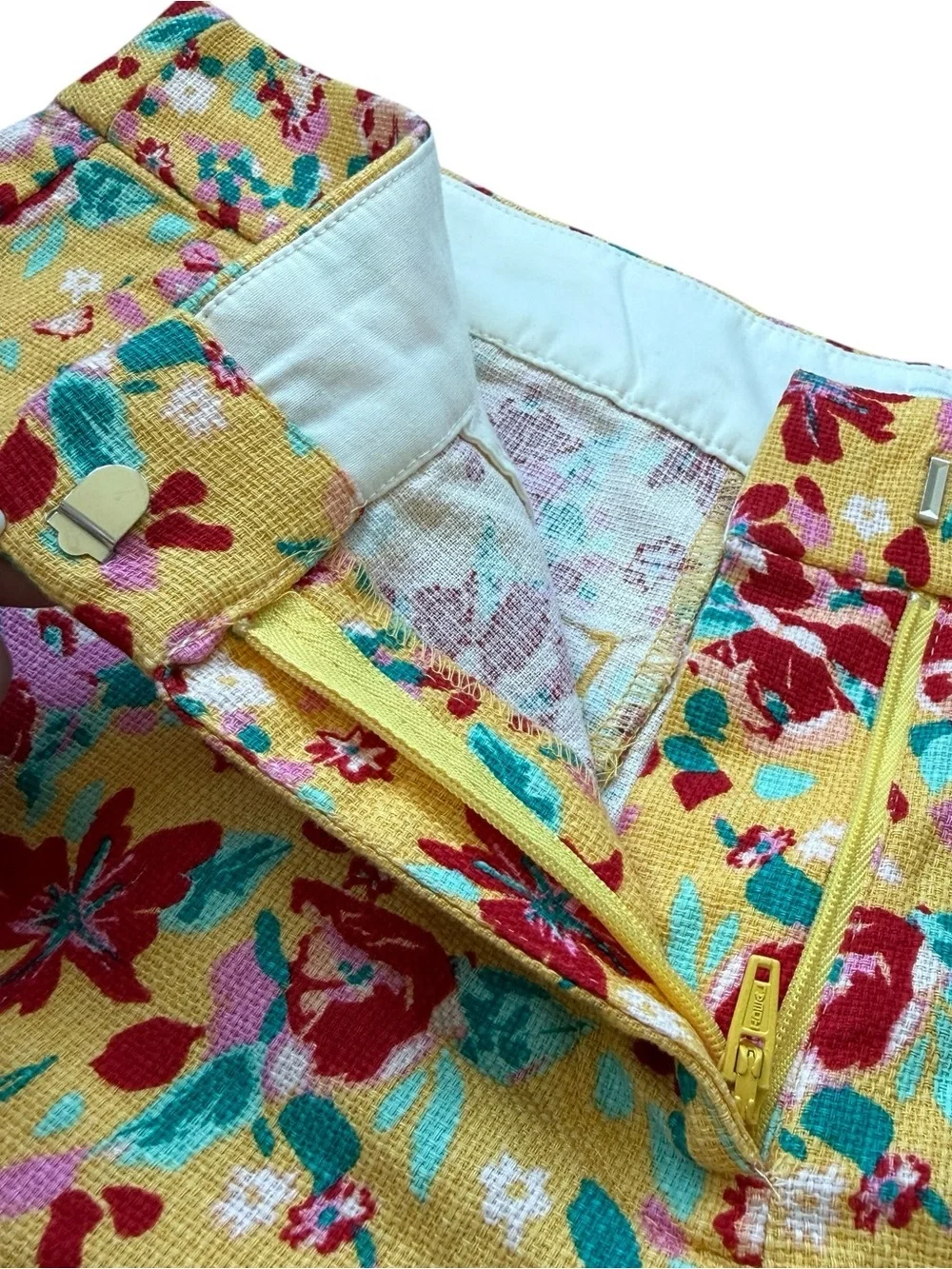 J.Crew Yellow Floral Cotton Shorts Cottagecore Preppy Summer Size 10 Vacation
